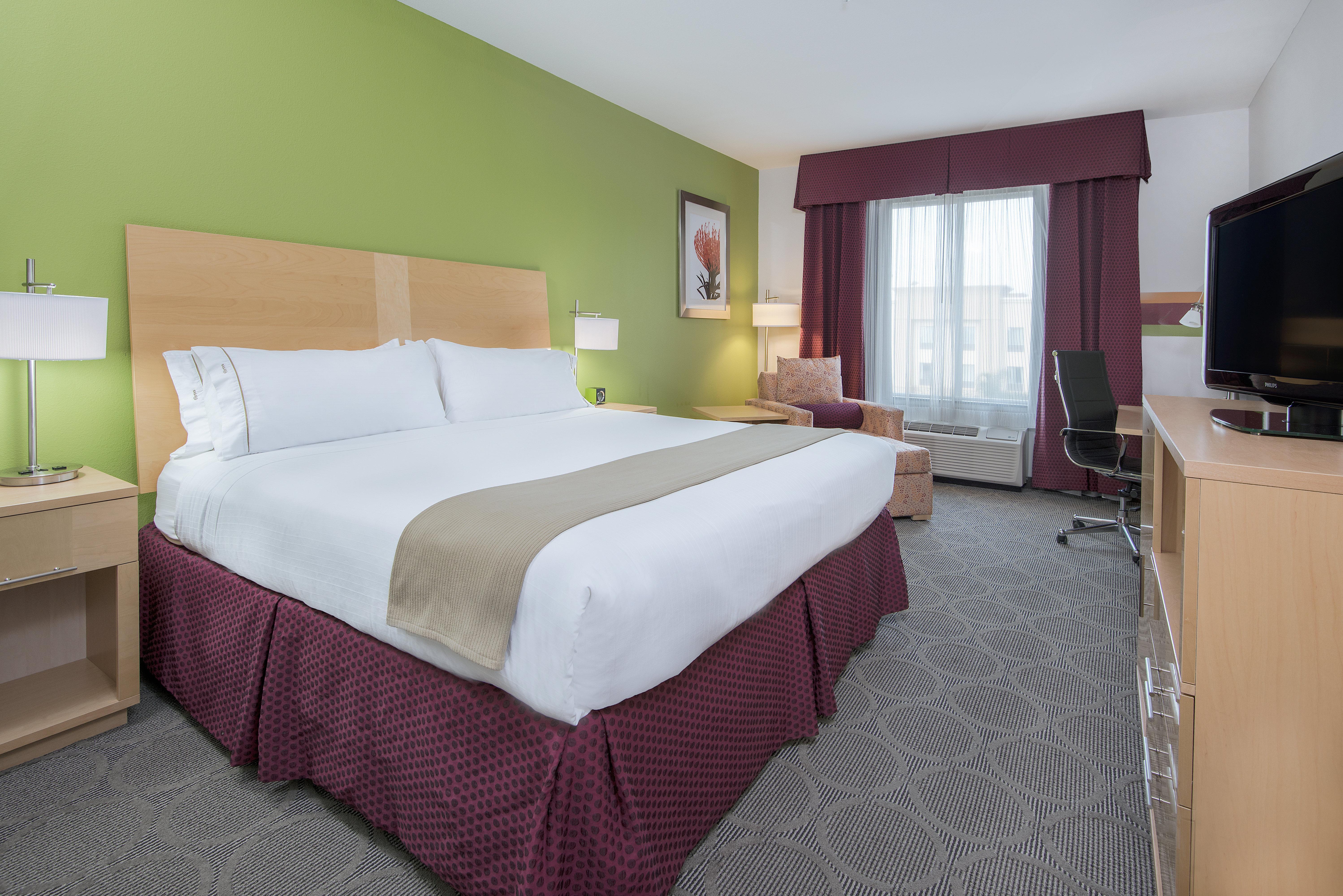 Holiday Inn Express Hotel & Suites Clute-Lake Jackson By Ihg Екстериор снимка
