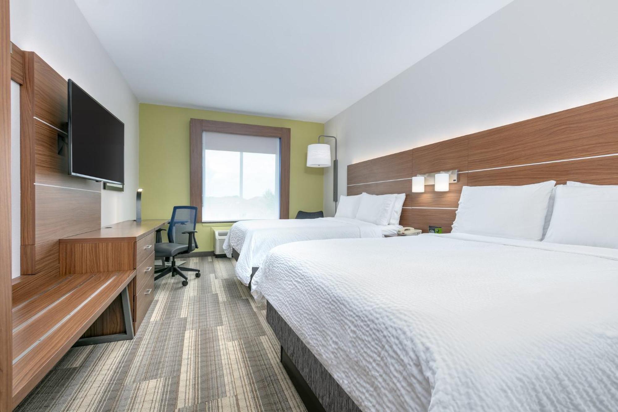 Holiday Inn Express Hotel & Suites Clute-Lake Jackson By Ihg Екстериор снимка