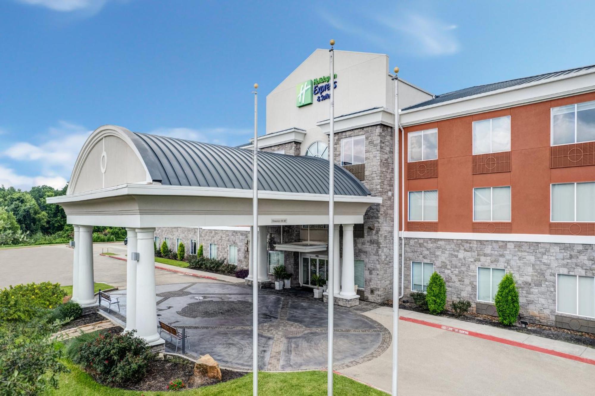 Holiday Inn Express Hotel & Suites Clute-Lake Jackson By Ihg Екстериор снимка