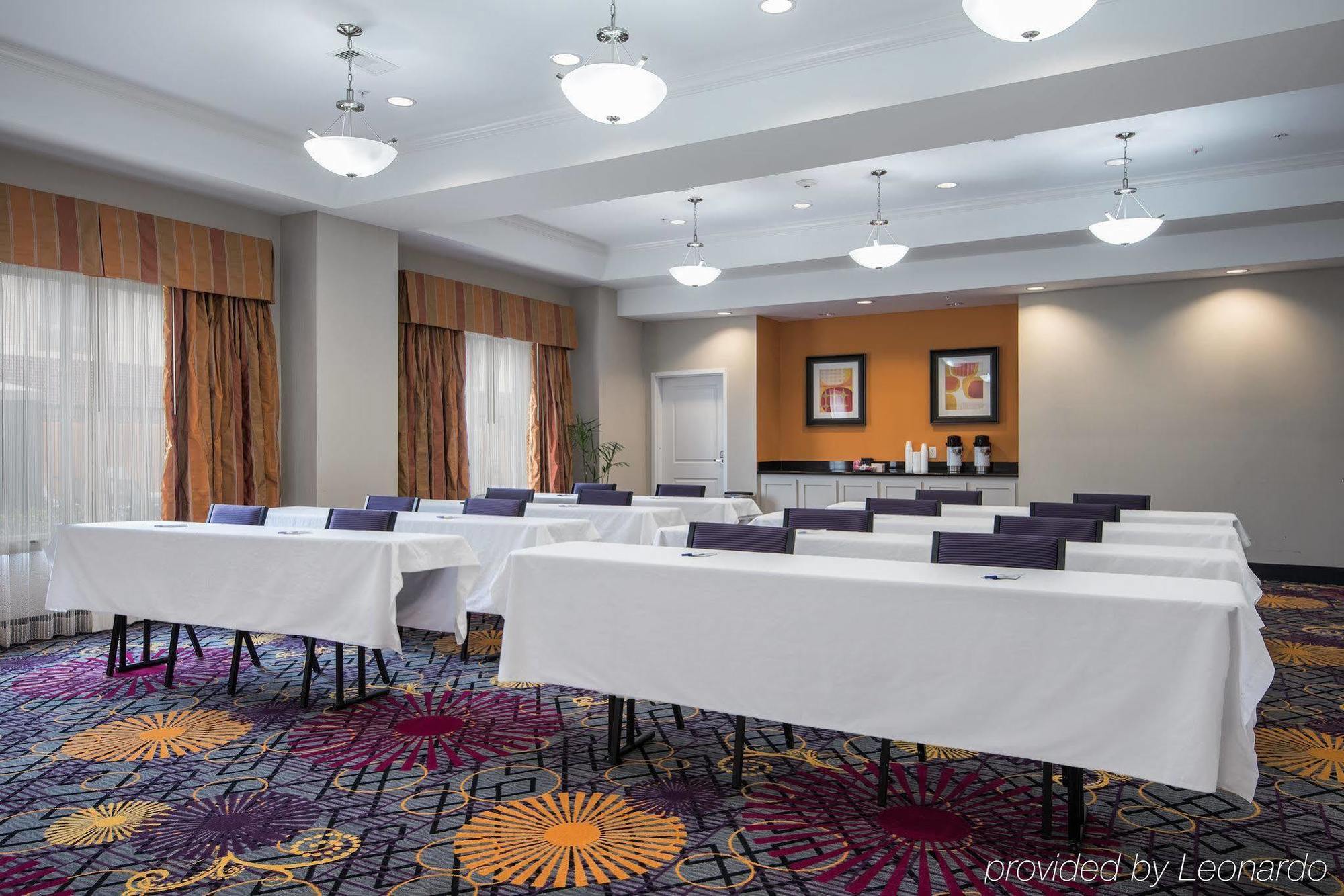Holiday Inn Express Hotel & Suites Clute-Lake Jackson By Ihg Екстериор снимка