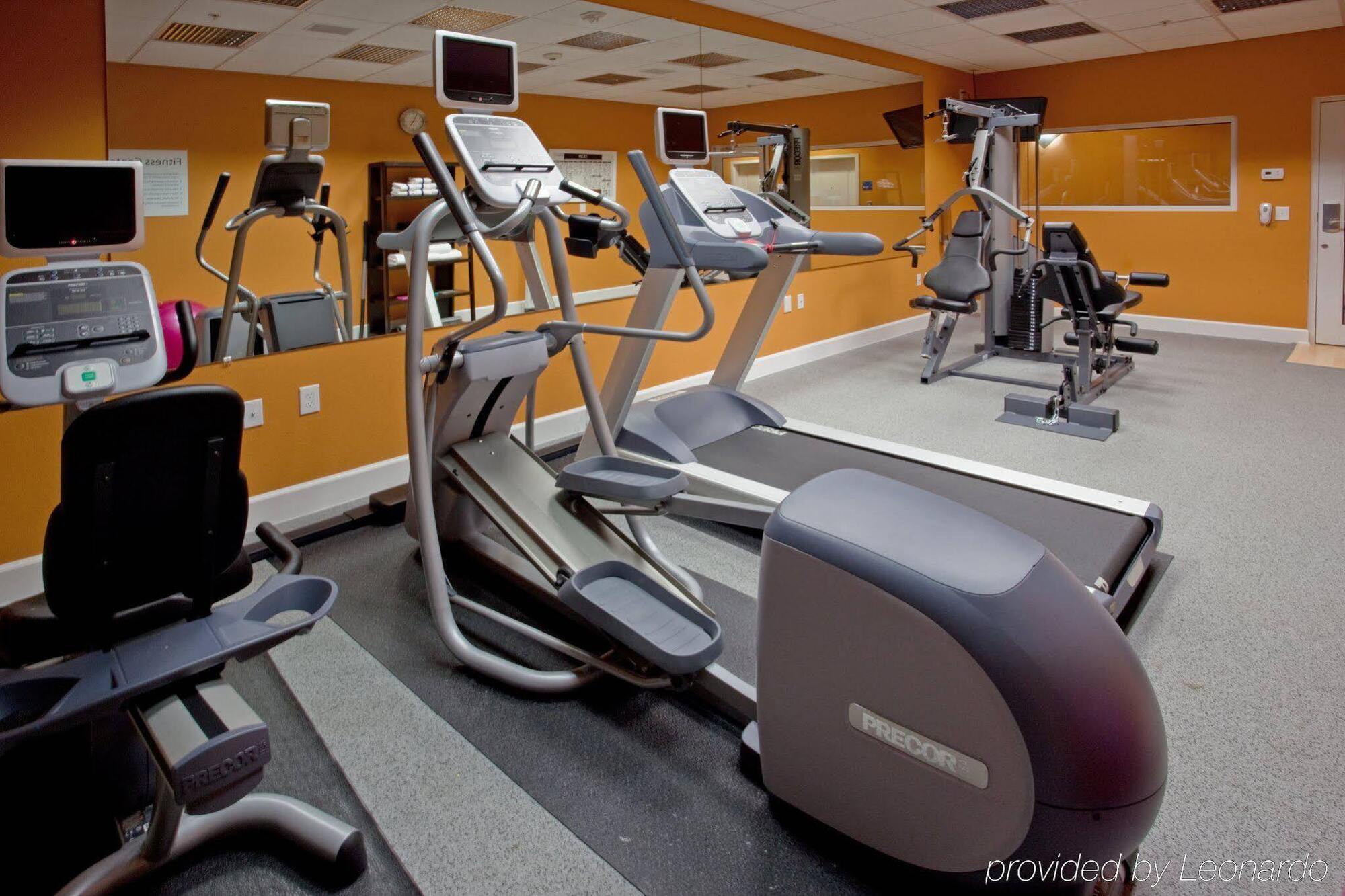 Holiday Inn Express Hotel & Suites Clute-Lake Jackson By Ihg Екстериор снимка